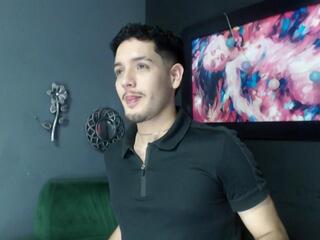 Aidenn Clark webcam model stream image