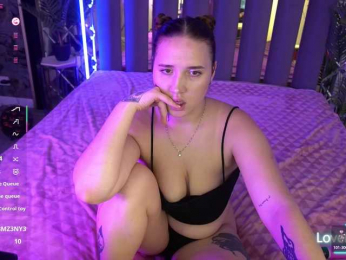 AmiraChase webcam model stream image