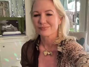 gl1tter_barbie webcam chaturbate model stream image