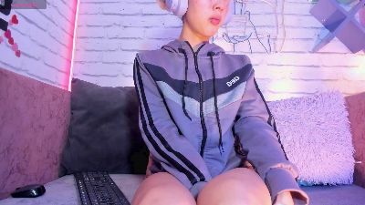 min_minjil webcam model stream image