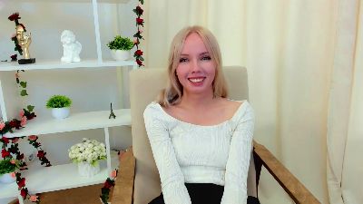 CorneliaBompane webcam model stream image