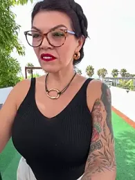 CarlaConnorTV webcam model stream image