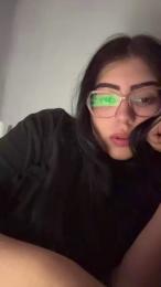 Monse9 webcam model stream image