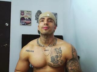 Darius Phoenixx webcam flirt4free model stream image