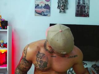 Darius Phoenixx webcam model stream image