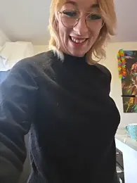 Giuliana_baby webcam stripchat model stream image