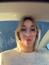 Giuliana_baby webcam model stream image