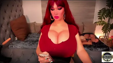 PlayfullMaria webcam model stream image