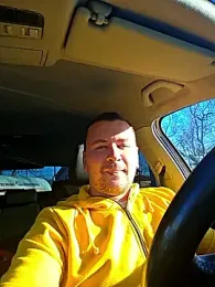 KarlosCarutox webcam model stream image