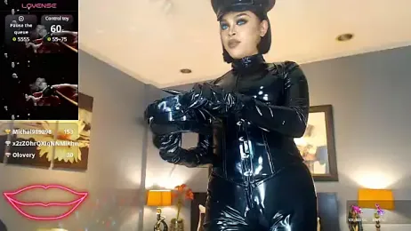 BitchyTYRA webcam model stream image