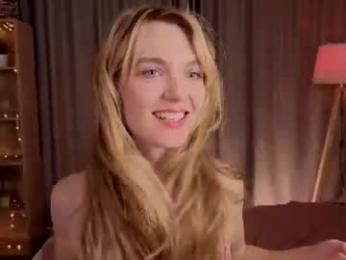 tomikavilandre webcam model stream image