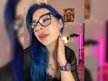 LadyAlis webcam bongacams model stream image