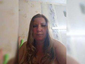 Konfetka80 webcam model stream image