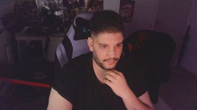 Axelbladeee webcam model stream image