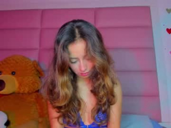 littlee_emma_ webcam model stream image