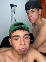 Yoskingg_moisest webcam model stream image