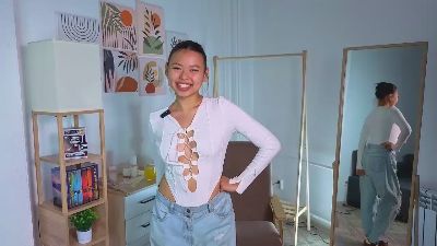 VinaCoudriet webcam model stream image