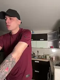 kevin_hotgirls webcam model stream image