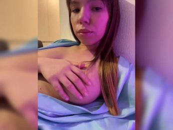 KristinaBounty webcam model stream image