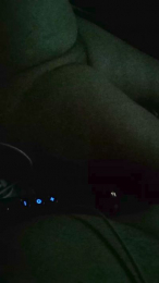 Parejaluchi webcam cam4 model stream image