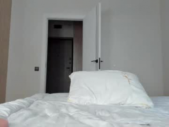 katrin_fit webcam model stream image