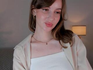 Mona Grindell webcam model stream image