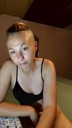 Click694748 webcam cam4 model stream image