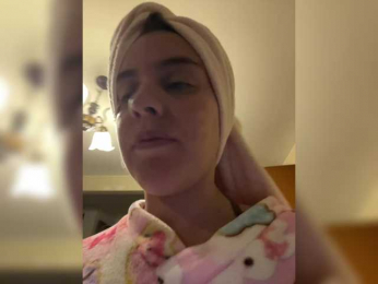 Abrilblond webcam bongacams model stream image