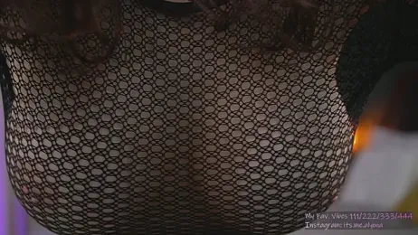 Alyonaqueen_ webcam stripchat model stream image