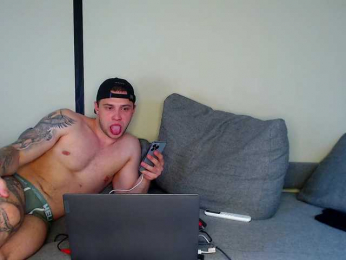 Eyes0ffMe webcam model stream image