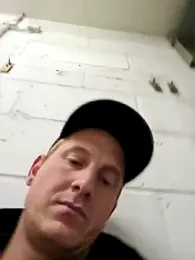 NormalHardDick webcam model stream image