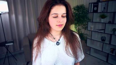 CateGrine webcam cam4 model stream image