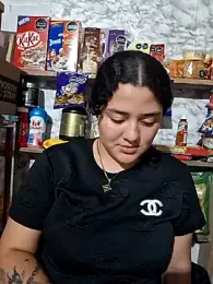 Liancy webcam model stream image