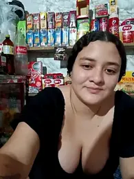 Liancy webcam model stream image