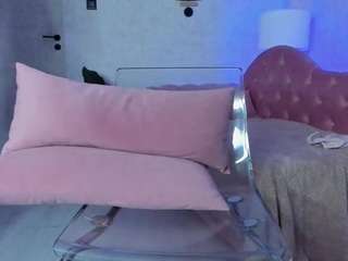 devine-alice webcam camsoda model stream image
