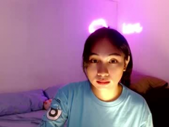 sweetlilly_18 webcam model stream image