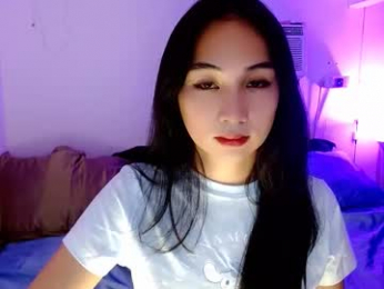 sweetlilly_18 webcam model stream image