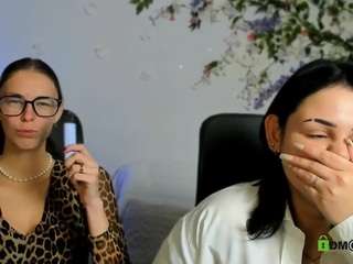 kimi-kiss webcam preview