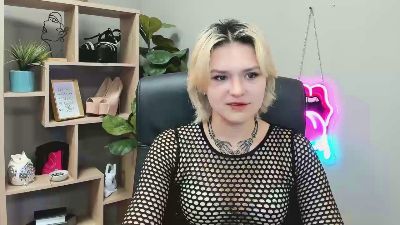 SweetLilyxo webcam model stream image