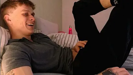 TalkingHead_0_ webcam model stream image