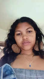 honesexy webcam model stream image