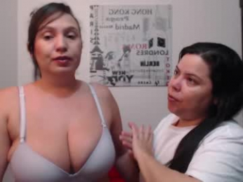 hidden_tinna webcam model stream image