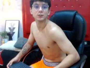 axel_rose20 webcam model stream image