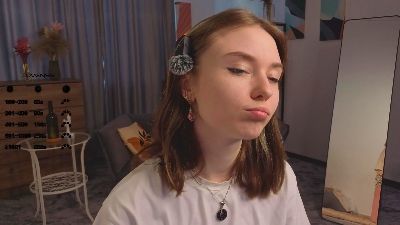 ElvaBurtt webcam model stream image