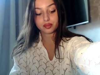 courtneykiss webcam model stream image