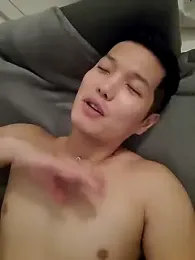 Woonee1680 webcam model stream image