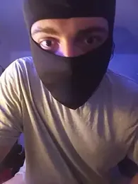 Tommyhot20 webcam model stream image
