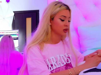 AriannaSins webcam model stream image