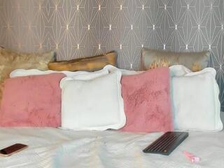Asley Tylor webcam model stream image