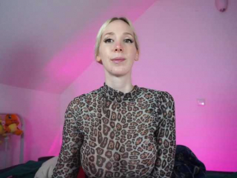 SCinderella webcam bongacams model stream image